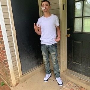 Meet your Posher, Zach